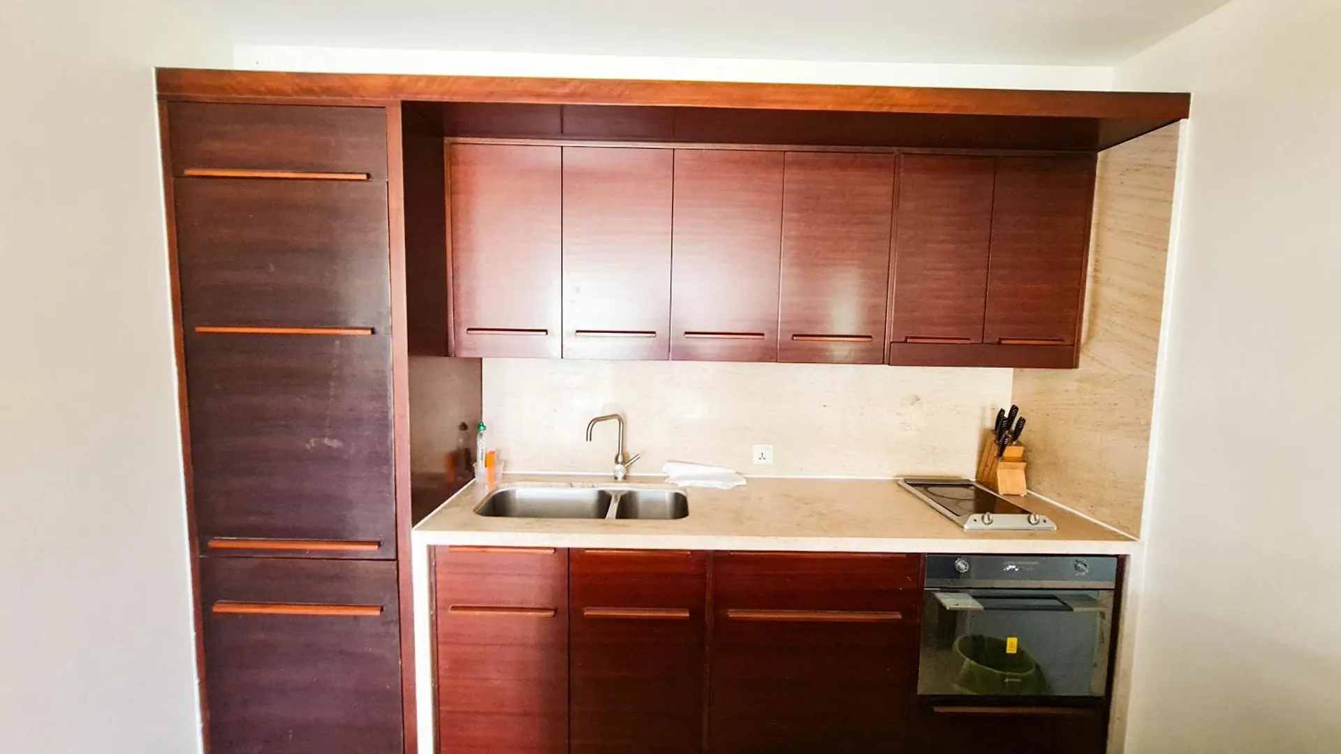 Resort Apartment, 1 Minutes Walk From The Beach! Da Nang Vietnam